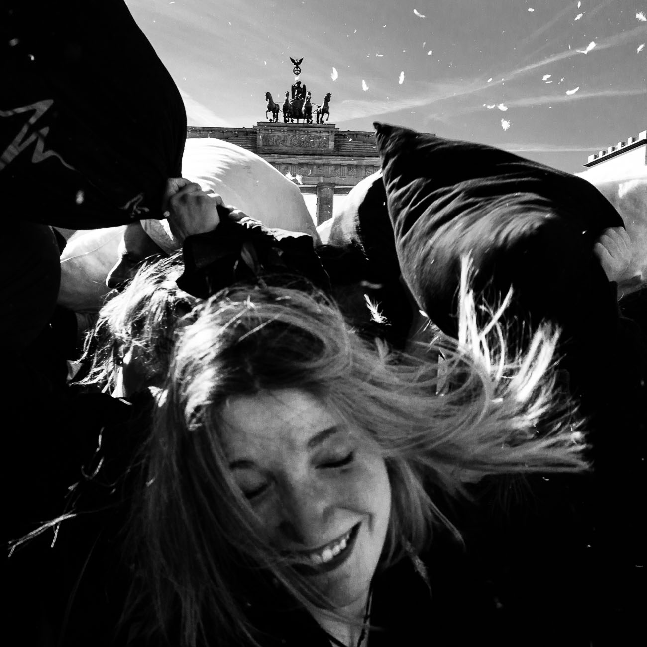 Street Photography Berlin Brandenburger Tor von Martin U Waltz